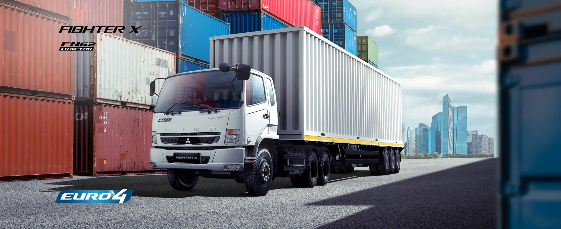 Mitsubishi Fuso FN62F TH 6x4 sebagai referensi perbandingan dengan FM65F TH 4x2